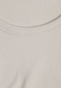 Born2be - Beżowy Gładki T-shirt o Krótszym Kroju Errora. Okazja: na co dzień. Kolor: beżowy. Materiał: materiał, jeans. Długość: krótkie. Wzór: gładki. Styl: casual #6