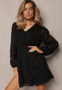 Renee - Czarna Krótka Sukienka Boho Ozdobiona Metaliczną Nitką Eleonoritta. Kolor: czarny. Wzór: aplikacja. Styl: boho. Długość: mini