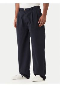 Guess Jeans Spodnie materiałowe M6RB59 WGCV1 Granatowy Relaxed Fit. Kolor: niebieski. Materiał: bawełna #1