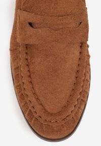 Renee - Jasnobrązowe Mokasyny VICES ze Skórzaną Wkładką i Marszczeniem przy Nosku Ananora. Kolor: brązowy. Materiał: skóra. Styl: klasyczny, elegancki #9