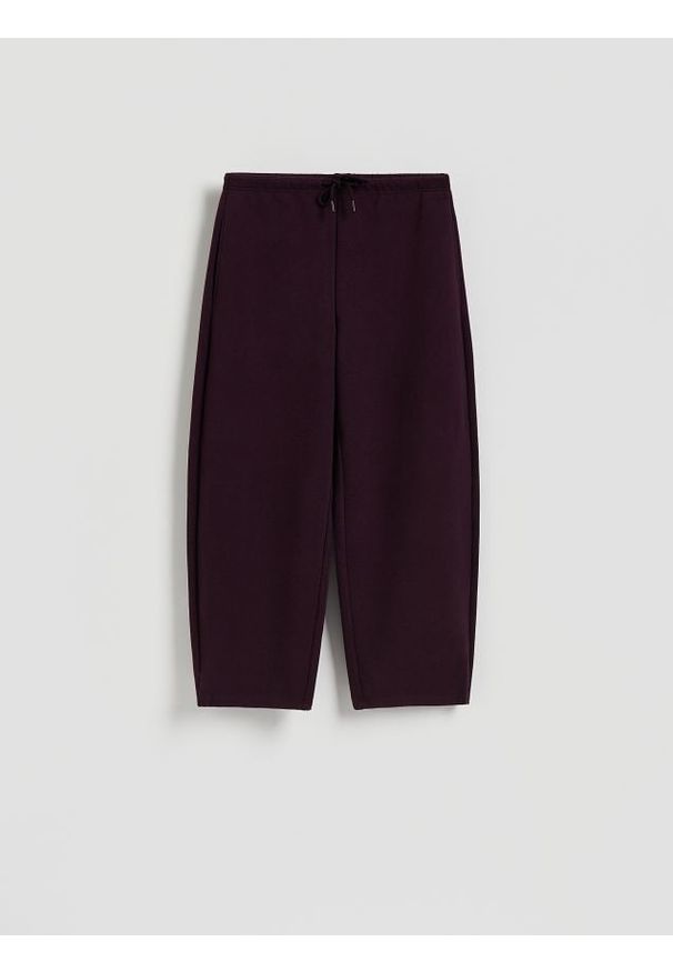 Reserved - Spodnie z dodatkiem wiskozy - ciemnofioletowy. Kolor: fioletowy. Materiał: wiskoza