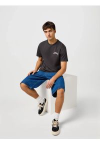 Wrangler - WRANGLER MĘSKIE SPODENKI JEANSOWE JORT SHORTS DARK STONE 112362550. Materiał: jeans #5