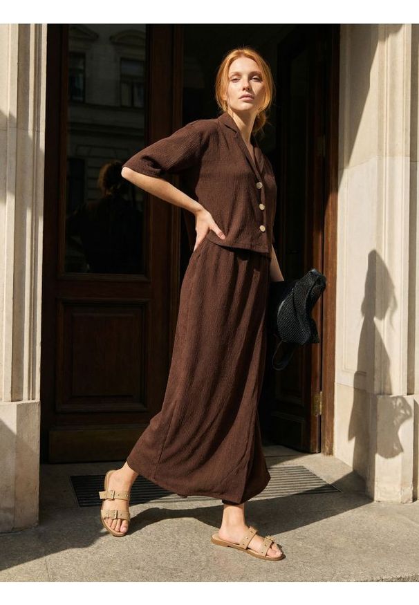 Sinsay - Bluzka koszulowa z domieszką wiskozy - brązowy. Kolor: brązowy. Materiał: wiskoza