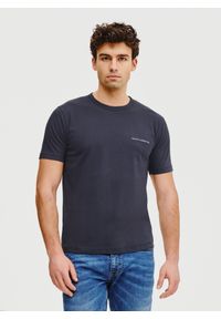 Pako Lorente - PAKO LORENTE – Granatowy t-shirt męski. Kolor: biały, niebieski, czarny. Materiał: bawełna