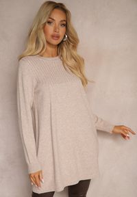 Renee - Ciemnobeżowy Sweter bez Zdobień o Luźnym Długim Fasonie Arferiava. Okazja: na co dzień. Kolor: beżowy. Długość rękawa: długi rękaw. Długość: długie. Wzór: aplikacja. Styl: casual, elegancki