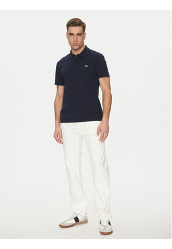 Lacoste Polo DH5522 Granatowy Regular Fit. Typ kołnierza: polo. Kolor: niebieski. Materiał: syntetyk, bawełna
