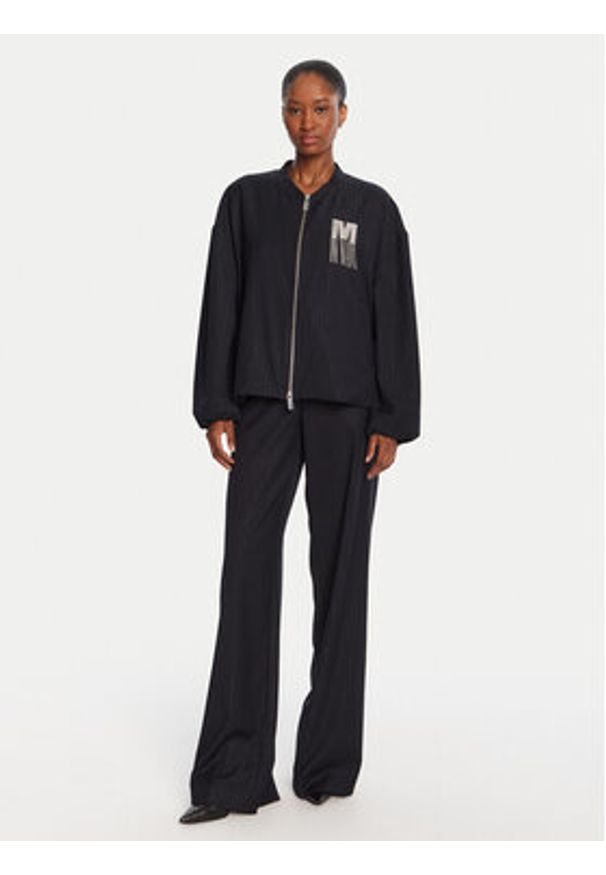 Lola Casademunt by Maite Kurtka bomber MF2502005 Granatowy Loose Fit. Kolor: niebieski. Materiał: syntetyk