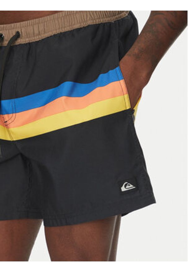 Quiksilver Szorty kąpielowe Everyday Straight Volley 15 EQYJV04121 Kolorowy Regular Fit. Materiał: syntetyk. Wzór: kolorowy