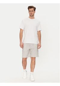 Jack & Jones - Jack&Jones Szorty materiałowe Jaide 12275412 Beżowy Relaxed Fit. Kolor: beżowy. Materiał: bawełna