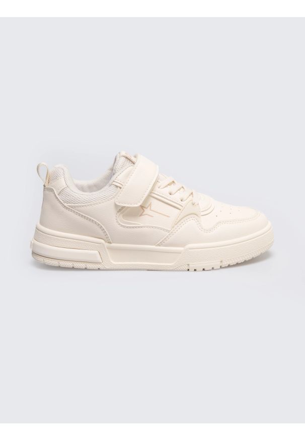 Big-Star - Sneakersy młodzieżowe beżowe RR374051 801. Okazja: na co dzień, na spacer, na uczelnię. Zapięcie: rzepy. Kolor: beżowy. Materiał: materiał. Sport: turystyka piesza