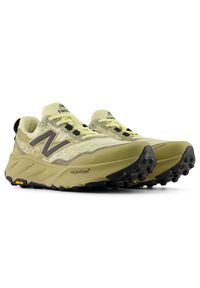 Buty męskie New Balance Fresh Foam X Hierro v9 MTHIERU9 – zielone. Kolor: zielony. Materiał: materiał, syntetyk. Szerokość cholewki: normalna. Sport: bieganie, fitness #2