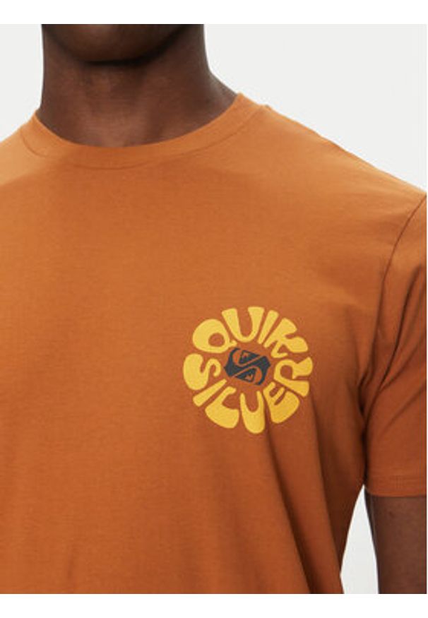 Quiksilver T-Shirt EQYZT08036 Brązowy Regular Fit. Kolor: brązowy. Materiał: bawełna