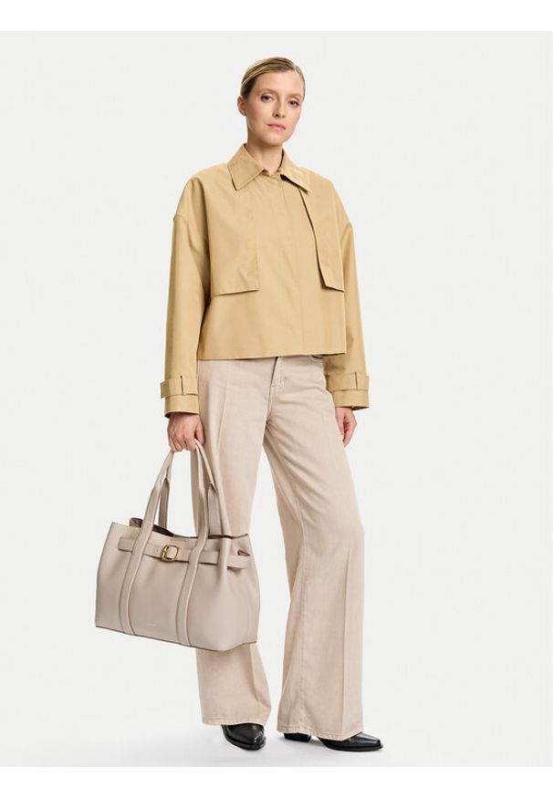 Calvin Klein Torebka Buckle Medium Tote LV04F3294G Écru. Kolor: kremowy. Materiał: skórzane