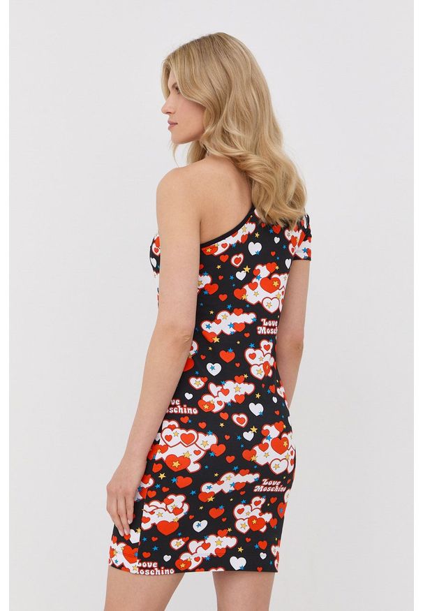 Love Moschino sukienka kolor czarny mini prosta. Okazja: na co dzień. Kolor: czarny. Materiał: dzianina. Długość rękawa: krótki rękaw. Typ sukienki: proste. Styl: casual. Długość: mini