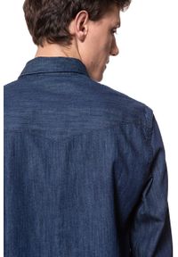 Wrangler - KOSZULA JEANSOWA MĘSKA WRANGLER L/S WESTERN SHIRT DARK INDIGO W5870O61E. Materiał: jeans. Długość rękawa: długi rękaw. Długość: długie. Wzór: jednolity. Styl: elegancki