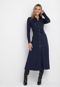 Born2be - Granatowa Rozkloszowana Sukienka Koszulowa z Wiązanym Paskiem Cheresin. Kolor: niebieski. Materiał: materiał. Typ sukienki: koszulowe. Długość: midi #2