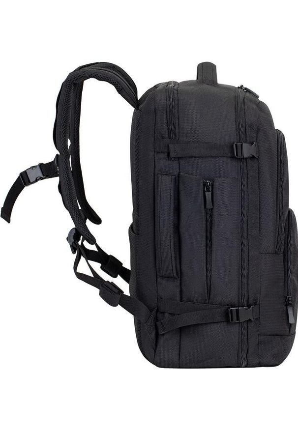 RIVACASE - Plecak Rivacase 8461 czarny. Kolor: czarny. Materiał: materiał. Wzór: paski
