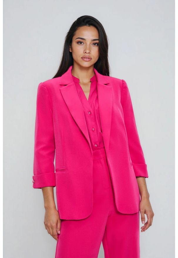 MOODO - Marynarka z rękawami 3/4 fuksjowa. Materiał: poliester, elastan