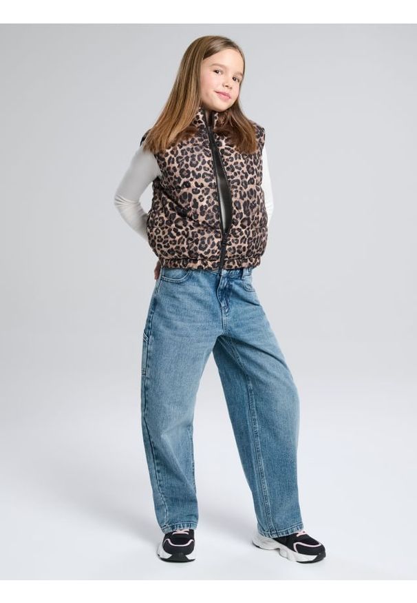 Sinsay - Jeansy barrel wide leg z efektem sprania - niebieski. Kolor: niebieski