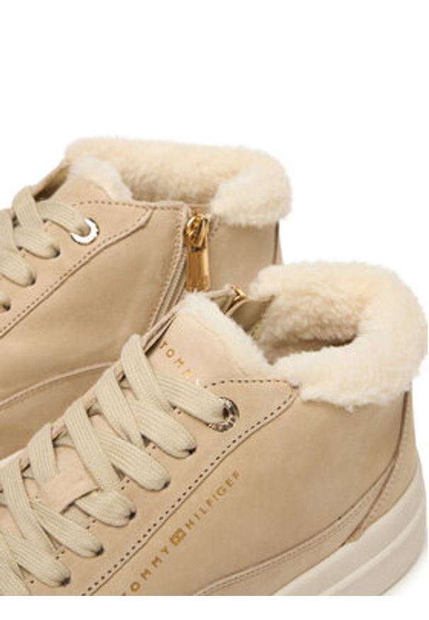 TOMMY HILFIGER - Tommy Hilfiger Sneakersy Modern Court Sneaker Mc Wl FW0FW09000 Beżowy. Kolor: beżowy. Materiał: skóra