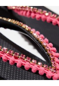 MYSTIQUE SHOES - Różowe japonki z kryształami. Kolor: czarny. Materiał: guma. Wzór: aplikacja, paski #2