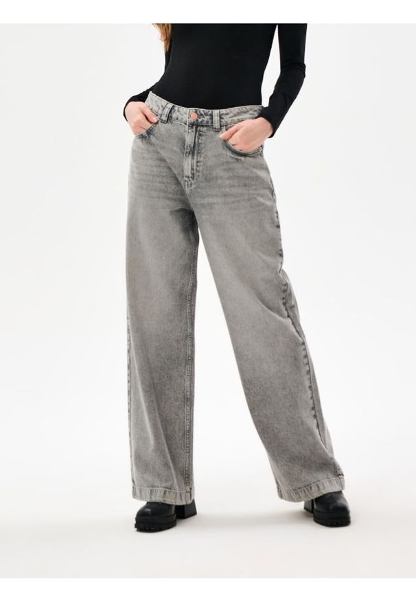Sinsay - Jeansy baggy - szary. Kolor: szary