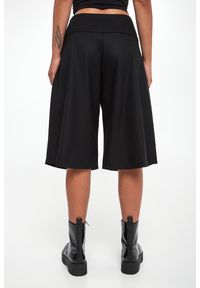 Versace Jeans Couture - Bermudy damskie wełniane VERSACE JEANS COUTURE. Materiał: wełna #4