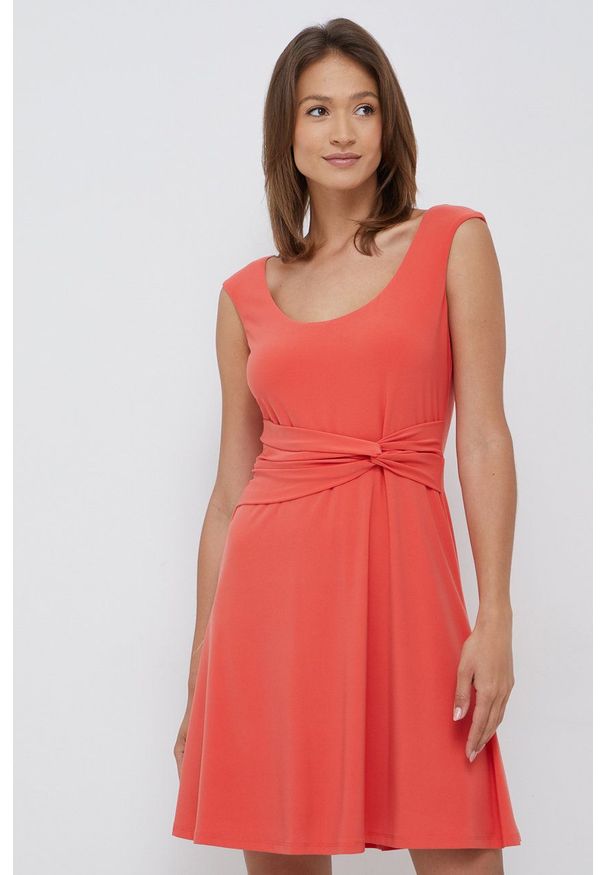 Lauren Ralph Lauren sukienka kolor pomarańczowy mini rozkloszowana. Kolor: pomarańczowy. Materiał: dzianina. Wzór: gładki. Typ sukienki: rozkloszowane. Długość: mini