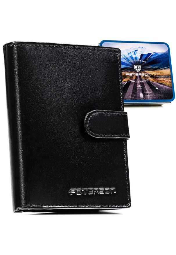 Pionowy portfel męski ze skóry naturalnej w czarnym kolorze w zestawie z brelokiem - Peterson. Kolor: czarny. Materiał: skóra