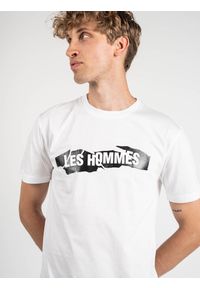 Les Hommes T-shirt | LKT200-703P | Round Neck T-Shirt | Mężczyzna | Biały. Okazja: na co dzień. Kolor: biały. Materiał: bawełna. Wzór: nadruk. Styl: casual