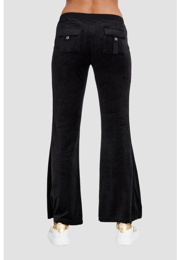 Juicy Couture - JUICY COUTURE Czarne spodnie Caisa Ultra Low Rise. Kolor: czarny