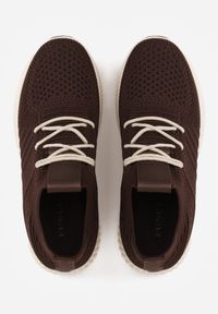 Renee - Brązowe Sneakersy na Tłoczonej Podeszwie z Elastyczną Cholewką Lamilia. Nosek buta: okrągły. Zapięcie: sznurówki. Kolor: brązowy. Materiał: materiał. Szerokość cholewki: normalna. Obcas: na obcasie. Wysokość obcasa: niski #6