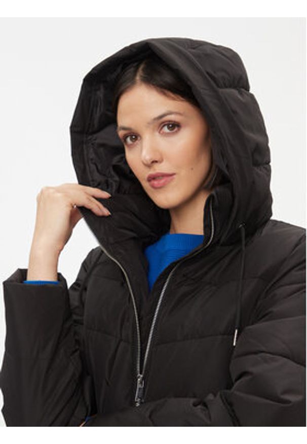 JDY Kurtka zimowa 15300564 Czarny Regular Fit. Kolor: czarny. Materiał: puch, syntetyk. Sezon: zima
