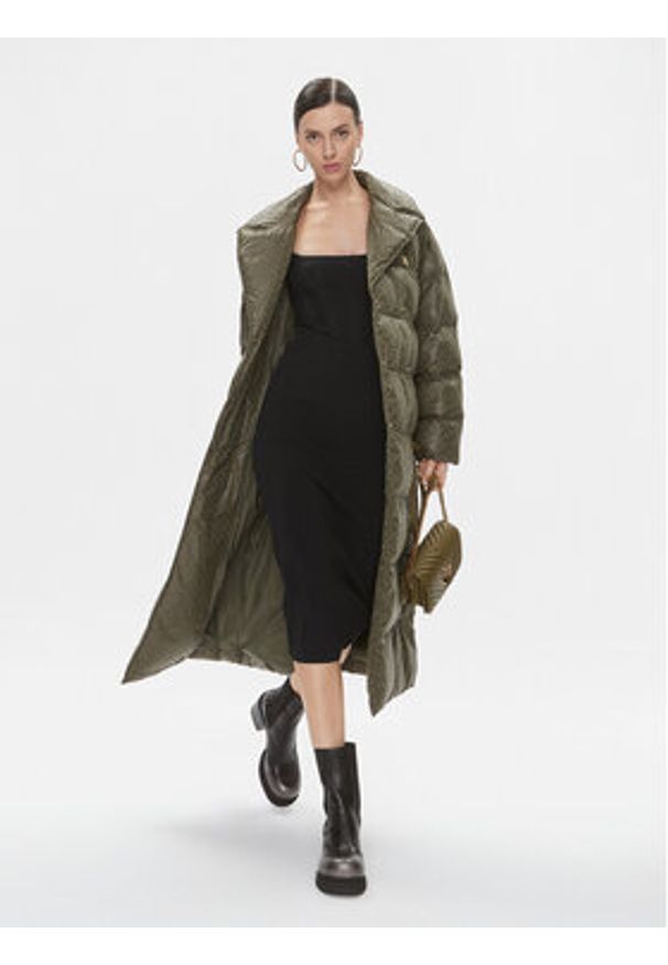 Pinko Sukienka dzianinowa Cavallo 101856 A16N Czarny Slim Fit. Kolor: czarny. Materiał: wiskoza