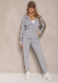 Renee - Szary Komplet Dresowy z Bluzą i Spodniami Zdobionymi Panterką Tirhiris. Kolor: szary. Materiał: dresówka. Wzór: aplikacja, motyw zwierzęcy. Sport: turystyka piesza #5
