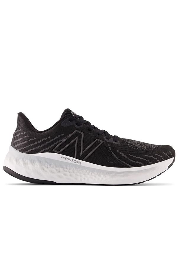 Buty New Balance Fresh Foam Vongo v5 MVNGOBS5 - czarne. Zapięcie: sznurówki. Kolor: czarny. Materiał: tkanina. Szerokość cholewki: normalna. Sport: fitness