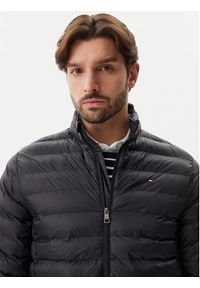 TOMMY HILFIGER - Tommy Hilfiger Kurtka przejściowa Core Packable MW0MW39990 Czarny Regular Fit. Kolor: czarny. Materiał: syntetyk #4
