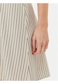 Vero Moda Sukienka letnia Mymilo 10303689 Beżowy Regular Fit. Kolor: beżowy. Materiał: len, wiskoza. Sezon: lato #7