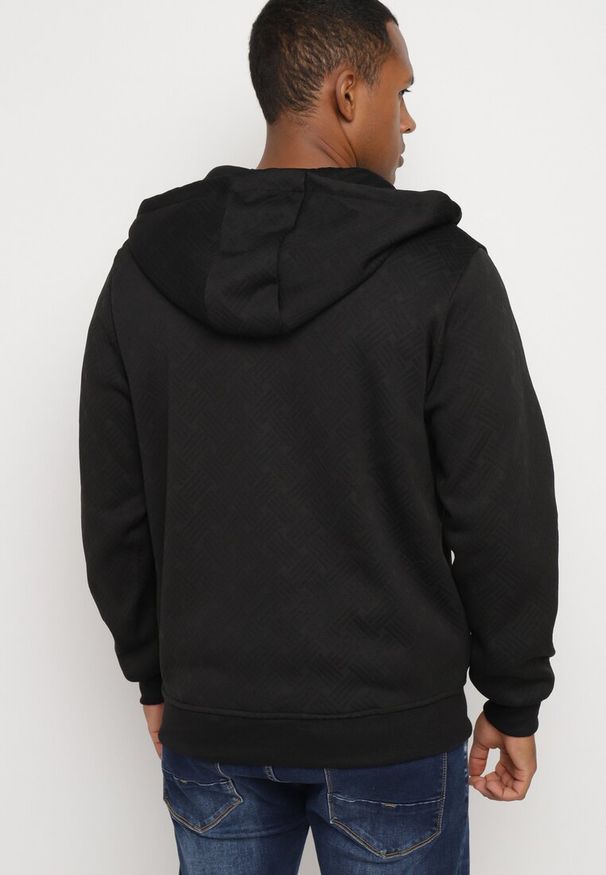 Born2be - Czarna Rozpinana Bluza z Bawełną Kapturem i Ściągaczami Corira. Okazja: na co dzień. Kolor: czarny. Materiał: bawełna. Wzór: aplikacja. Styl: casual, klasyczny