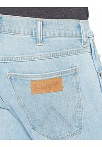Wrangler - WRANGLER GREENSBORO MĘSKIE SPODNIE JEANSOWE JEANSY MORNING LIGHT W15QBG76N 112126861 #4