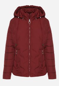 Born2be - Bordowa Przejściowa Kurtka z Pikowanymi Przeszyciami i Odpinanym Kapturem Olunea. Okazja: na spacer, na co dzień. Kolor: czerwony. Materiał: poliester, jeans. Styl: elegancki, casual