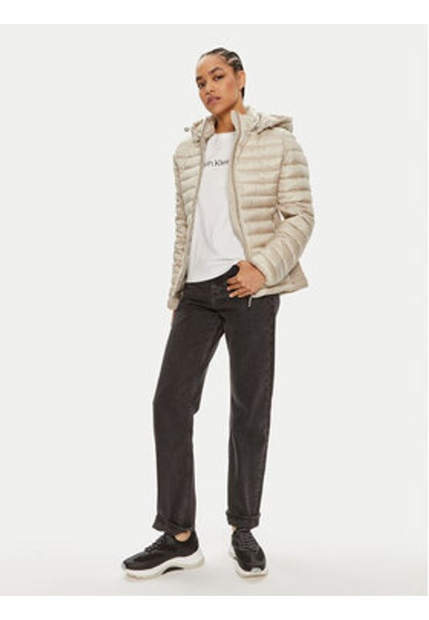 Calvin Klein Kurtka przejściowa K20K207108 Beżowy Slim Fit. Kolor: beżowy. Materiał: syntetyk