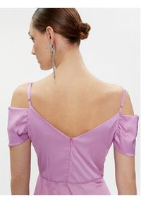 Rinascimento Sukienka wieczorowa CFC0117556003 Fioletowy Regular Fit. Kolor: fioletowy. Materiał: syntetyk. Styl: wizytowy #2