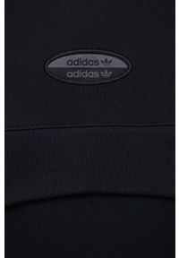 adidas Originals bluza bawełniana męska kolor czarny z aplikacją. Kolor: czarny. Materiał: bawełna. Długość: krótkie. Wzór: aplikacja