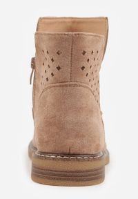 Renee - Ciemnobeżowe Ażurowe Botki na Płaskiej Podeszwie ze Skórzaną Wkładką Terilara. Okazja: na co dzień. Kolor: beżowy. Materiał: skóra. Wzór: ażurowy. Obcas: na płaskiej podeszwie. Styl: casual #5