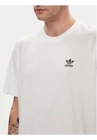 Adidas - adidas T-Shirt Trefoil Essentials IR9691 Biały Regular Fit. Kolor: biały. Materiał: bawełna #5