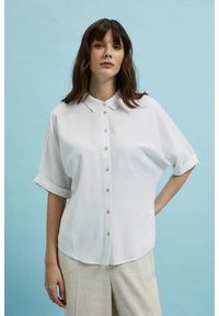 MOODO - Koszula z krótkimi i szerokimi rękawami biała. Kolor: biały. Długość: krótkie
