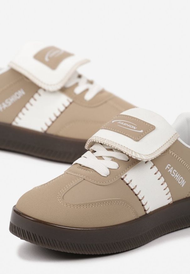 Born2be - Ciemnobeżowe Sneakersy na Grubej Podeszwie z Kontrastującymi Wstawkami i Wywiniętym Językiem Mirinae. Okazja: na co dzień, na spacer. Kolor: beżowy. Materiał: jeans. Sport: turystyka piesza