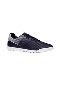 KIPSTA - Buty piłkarskie Kipsta Agility 100 TURF. Kolor: czarny. Materiał: kauczuk, syntetyk, poliester. Szerokość cholewki: normalna. Sport: piłka nożna