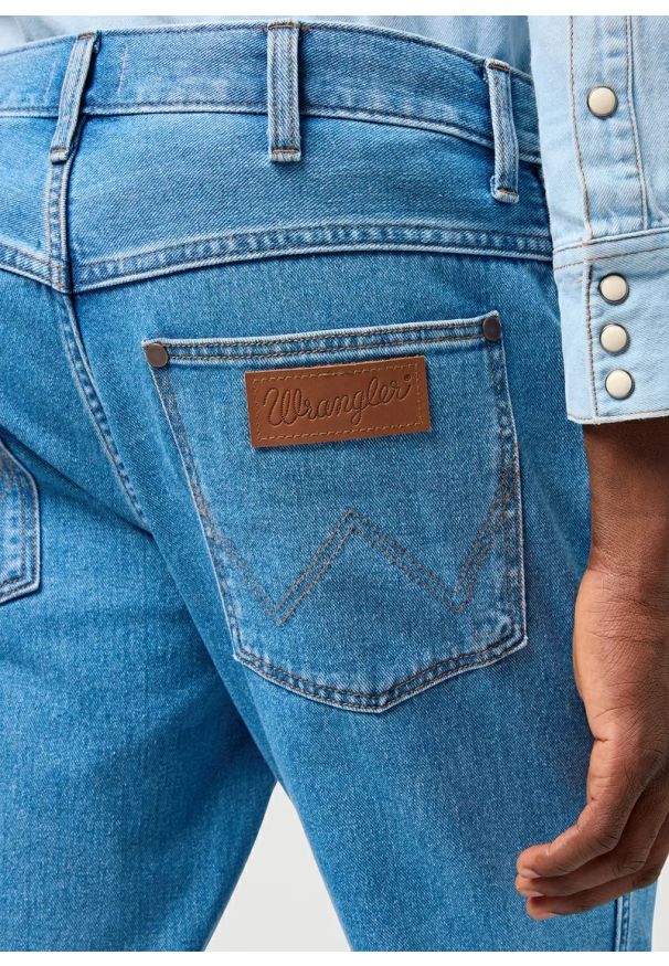 Wrangler - MESKIE SPODNIE WRANGLER RIVER JUNGLE COOL 112364494